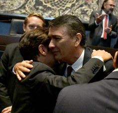 Foto de la galería: Passalacqua inauguró el período de sesiones 2019 en la Legislatura misionera y anunció el Programa ‘Construyo Mi Casa’