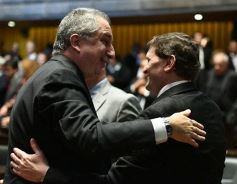 Foto de la galería: Passalacqua inauguró el período de sesiones 2019 en la Legislatura misionera y anunció el Programa ‘Construyo Mi Casa’