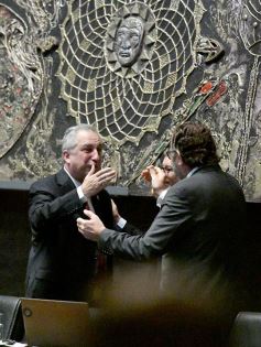 Foto de la galería: Passalacqua inauguró el período de sesiones 2019 en la Legislatura misionera y anunció el Programa ‘Construyo Mi Casa’