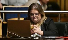 Foto de la galería: Con el ingreso de 421 proyectos, la Legislatura misionera tuvo su primera sesión ordinaria del año