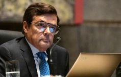 Foto de la galería: Con el ingreso de 421 proyectos, la Legislatura misionera tuvo su primera sesión ordinaria del año