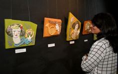 Foto de la galería: Mujeres trashumantes expone en el Yaparí: imperdible