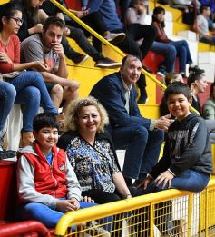Foto de la galería: Triunfazo de Mitre ante Luz y Fuerza en el Provincial