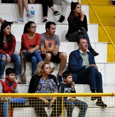 Foto de la galería: Triunfazo de Mitre ante Luz y Fuerza en el Provincial