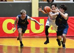 Foto de la galería: Triunfazo de Mitre ante Luz y Fuerza en el Provincial
