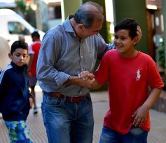 Foto de la galería: Lalo Stelatto llevó sus propuestas a los puesteros del Mercado Concentrador