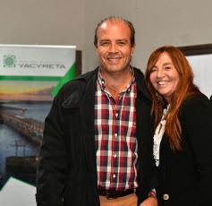 Foto de la galería: La EBY entregó títulos de propiedad en San Isidro