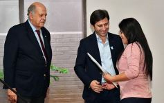 Foto de la galería: La EBY entregó títulos de propiedad en San Isidro