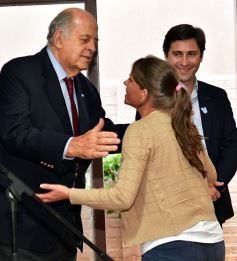 Foto de la galería: La EBY entregó títulos de propiedad en San Isidro