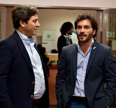 Foto de la galería: La EBY entregó títulos de propiedad en San Isidro