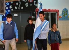 Foto de la galería: Colorida celebración Patria en el Hogar de Día