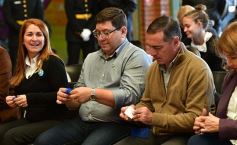 Foto de la galería: Colorida celebración Patria en el Hogar de Día
