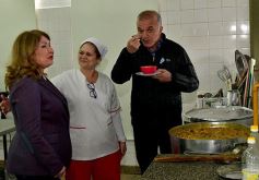 Foto de la galería: Colorida celebración Patria en el Hogar de Día