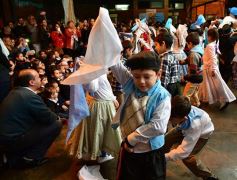 Foto de la galería: Emocionante celebración del cumple de la Patria en el Colegio del Carmen