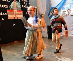 Foto de la galería: Emocionante celebración del cumple de la Patria en el Colegio del Carmen
