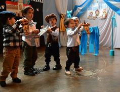 Foto de la galería: Emocionante celebración del cumple de la Patria en el Colegio del Carmen