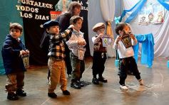 Foto de la galería: Emocionante celebración del cumple de la Patria en el Colegio del Carmen