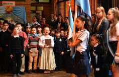 Foto de la galería: Emocionante celebración del cumple de la Patria en el Colegio del Carmen
