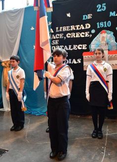 Foto de la galería: Emocionante celebración del cumple de la Patria en el Colegio del Carmen