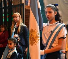 Foto de la galería: Emocionante celebración del cumple de la Patria en el Colegio del Carmen