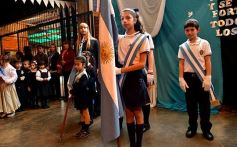 Foto de la galería: Emocionante celebración del cumple de la Patria en el Colegio del Carmen