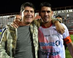 Foto de la galería: Guaraní sufrió y pasó por penales a la finalísima por el ascenso