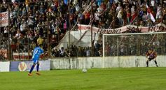 Foto de la galería: Guaraní sufrió y pasó por penales a la finalísima por el ascenso