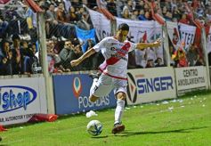 Foto de la galería: Guaraní sufrió y pasó por penales a la finalísima por el ascenso