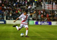 Foto de la galería: Guaraní sufrió y pasó por penales a la finalísima por el ascenso