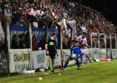 Foto de la galería: Guaraní sufrió y pasó por penales a la finalísima por el ascenso
