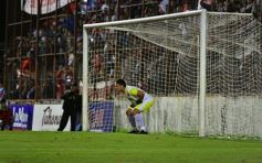 Foto de la galería: Guaraní sufrió y pasó por penales a la finalísima por el ascenso