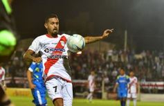 Foto de la galería: Guaraní sufrió y pasó por penales a la finalísima por el ascenso