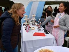 Foto de la galería: Segunda “Feria Sin Fronteras- Yacyretá Emprende” en la Costanera de Posadas