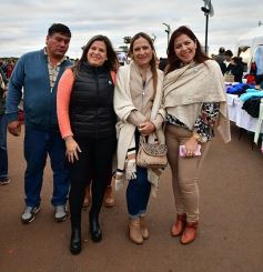 Foto de la galería: Segunda “Feria Sin Fronteras- Yacyretá Emprende” en la Costanera de Posadas