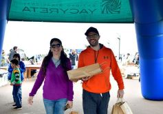Foto de la galería: Segunda “Feria Sin Fronteras- Yacyretá Emprende” en la Costanera de Posadas