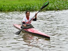 Foto de la galería: Club Río Paraná organizó la primera fecha del Campeonato Regional de canotaje