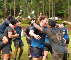 Foto de la galería: En la M19, Capri gritó campeón en Villa Cabello