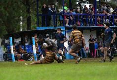 Foto de la galería: En la M19, Capri gritó campeón en Villa Cabello