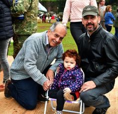 Foto de la galería: El Ejército celebró su aniversario en la cascada de la costanera