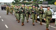 Foto de la galería: El Ejército celebró su aniversario en la cascada de la costanera
