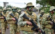 Foto de la galería: El Ejército celebró su aniversario en la cascada de la costanera