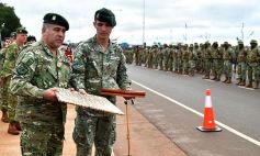 Foto de la galería: El Ejército celebró su aniversario en la cascada de la costanera