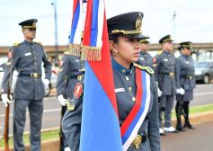 Foto de la galería: El Ejército celebró su aniversario en la cascada de la costanera