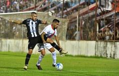 Foto de la galería: Tropezón de Guaraní en la primera final por el ascenso al Argentino A