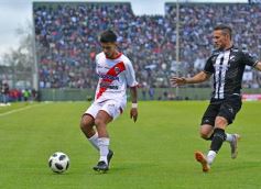Foto de la galería: Guaraní puso el alma en la cancha, pero no le alcanzó: ascendió Central Norte al Federal A
