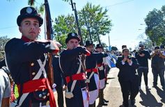 Foto de la galería: Día de la Bandera: “La Argentina será federal o no será”, proclamó Passalacqua junto a Urtubey en Candelaria