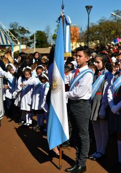 Foto de la galería: Día de la Bandera: “La Argentina será federal o no será”, proclamó Passalacqua junto a Urtubey en Candelaria