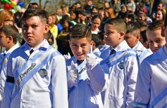 Foto de la galería: Día de la Bandera: “La Argentina será federal o no será”, proclamó Passalacqua junto a Urtubey en Candelaria