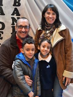 Foto de la galería: Emotiva ceremonia de promesa de lealtad a la Bandera en el Colegio del Carmen