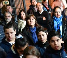 Foto de la galería: Emotiva ceremonia de promesa de lealtad a la Bandera en el Colegio del Carmen